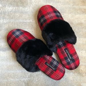 NEW VS Signature Satin Slipper - Plaid Red (M 7-8)